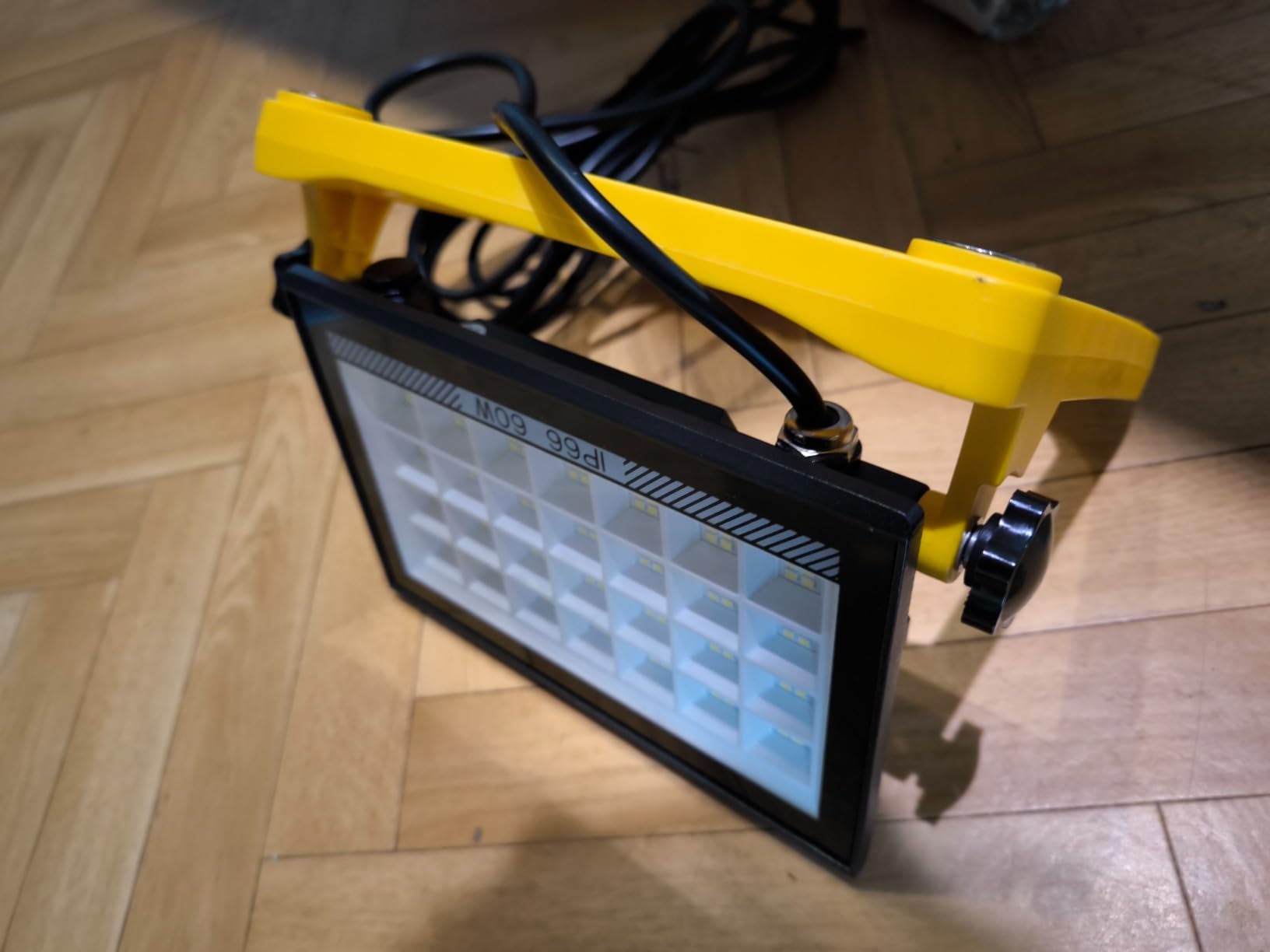 T-Sun Work Lights projecteur LED chantier 60W 6000K IP66 4 m
