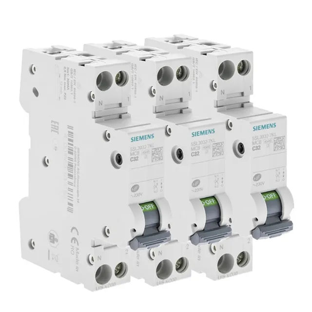 Siemens Sentron lot 3 disjoncteurs 32A courbe C Ph+N