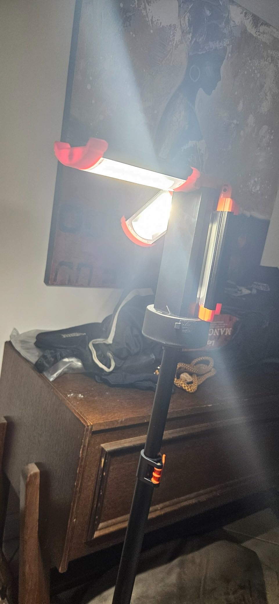 T-Sun Work Lights projecteur chantier LED 9000mAh + trépied