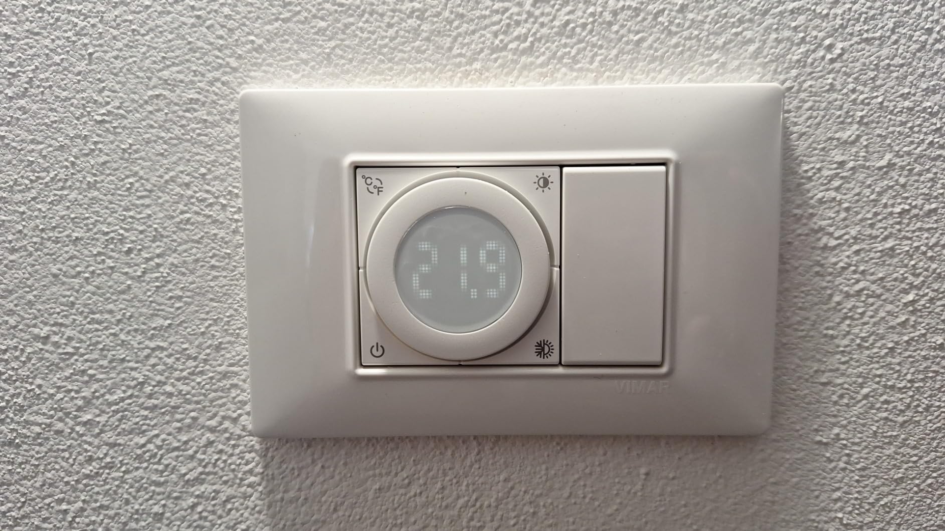 Vimar Composants de base Thermostat 02973.B WiFi Blanc 2 Modules